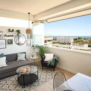 Beautiful With 2 Terraces, Pool & , Torremolinos España